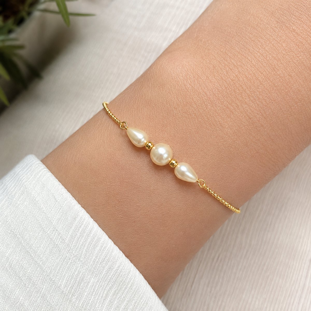 Pearl Trio Adjustable Chain Bracelet